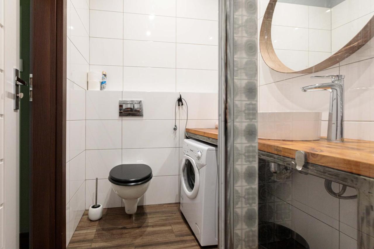 Golden Apartments Wroclaw - Cozy Studio - Main Rail Station&K24 Exterior photo